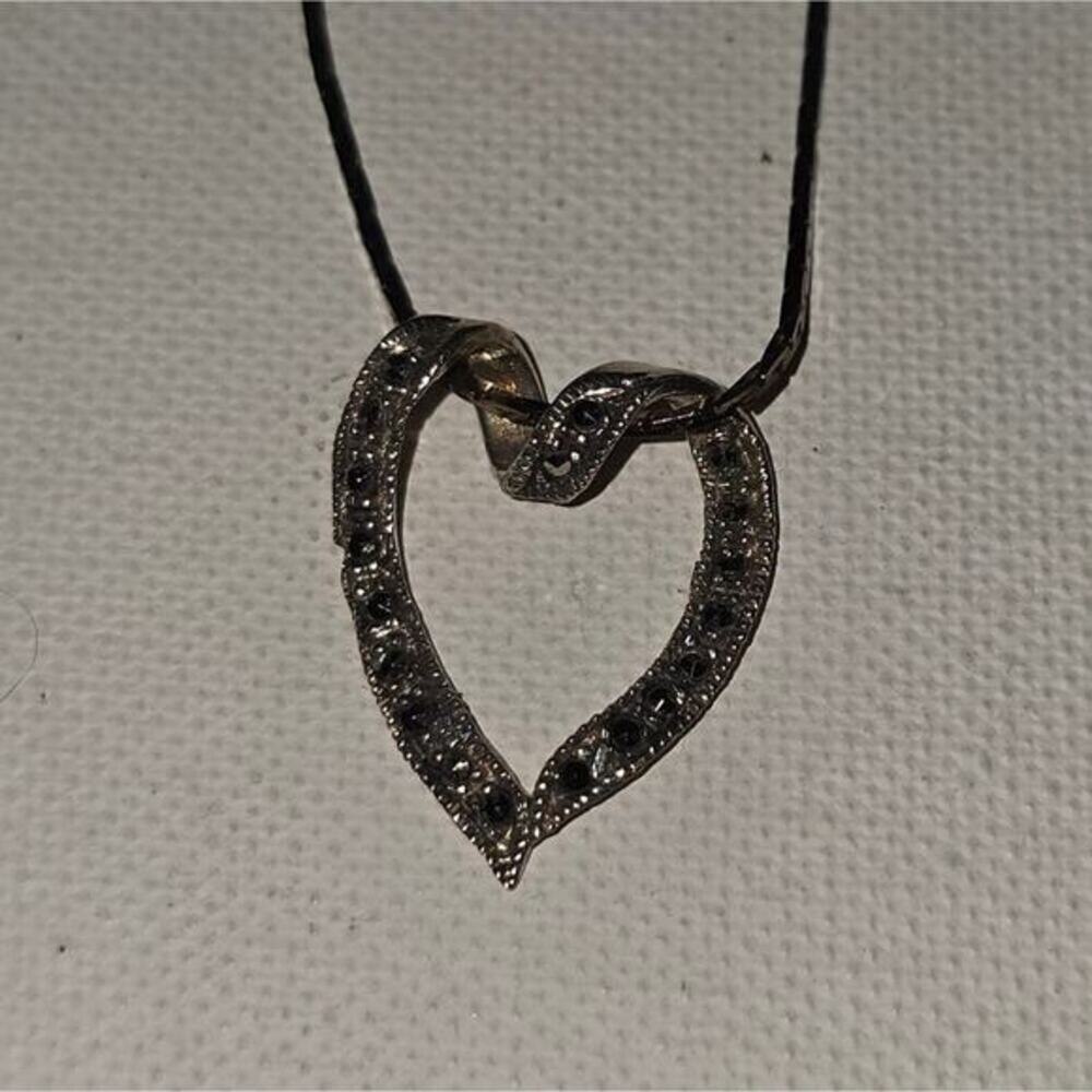 STERLING Silver Marcasite‎ Elegant Silver Heart Pendant Necklace